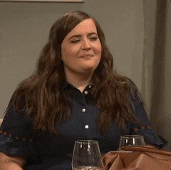 Aidy Bryant Looking Confused